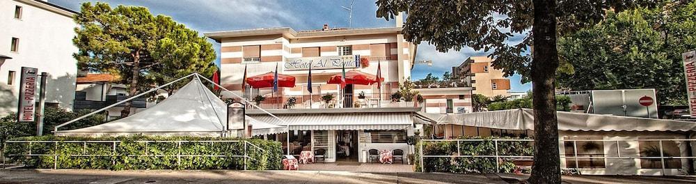 Hotel Al ponte Lignano Sabbiadoro Buitenkant foto