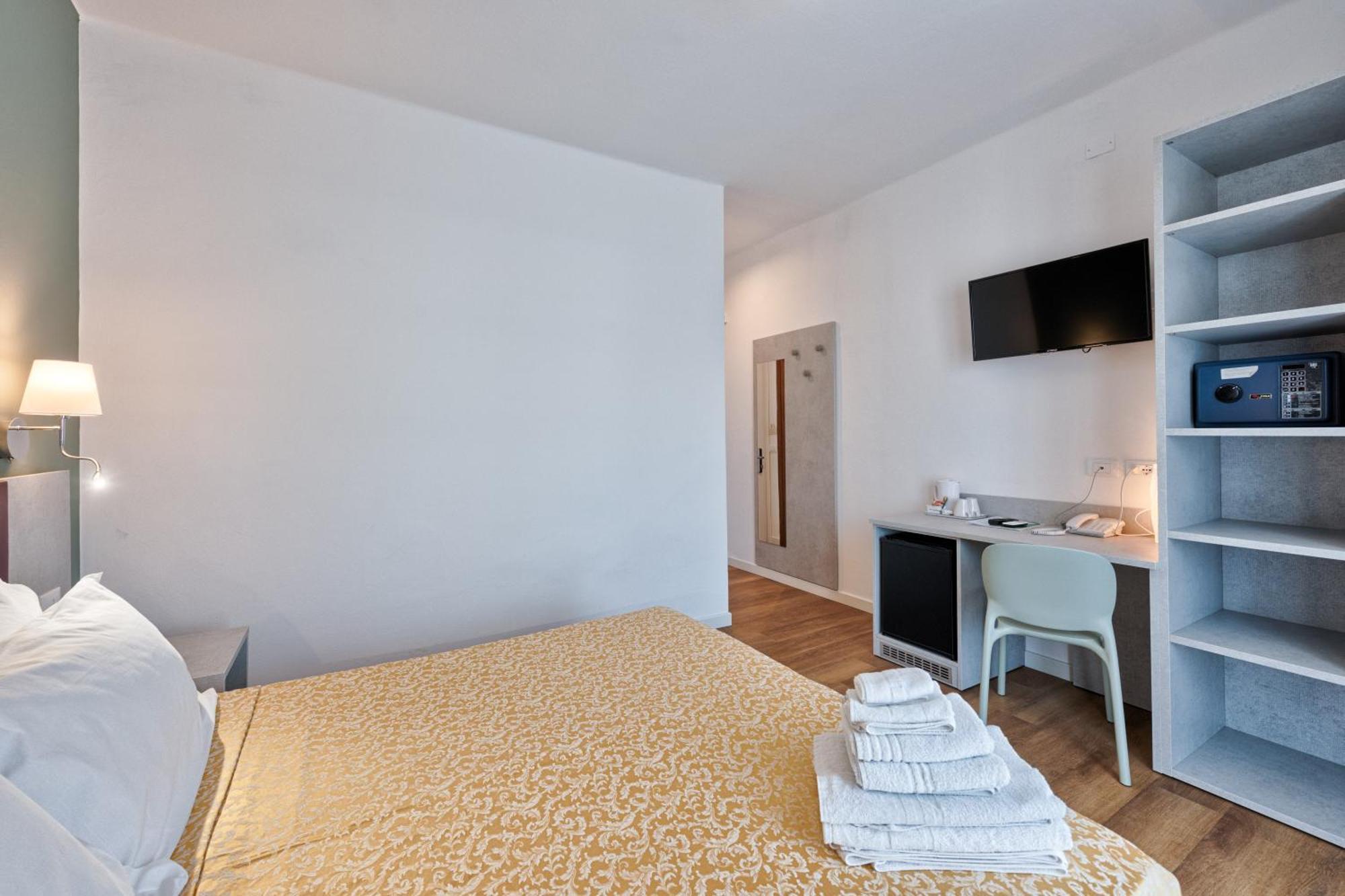 Hotel Al ponte Lignano Sabbiadoro Buitenkant foto