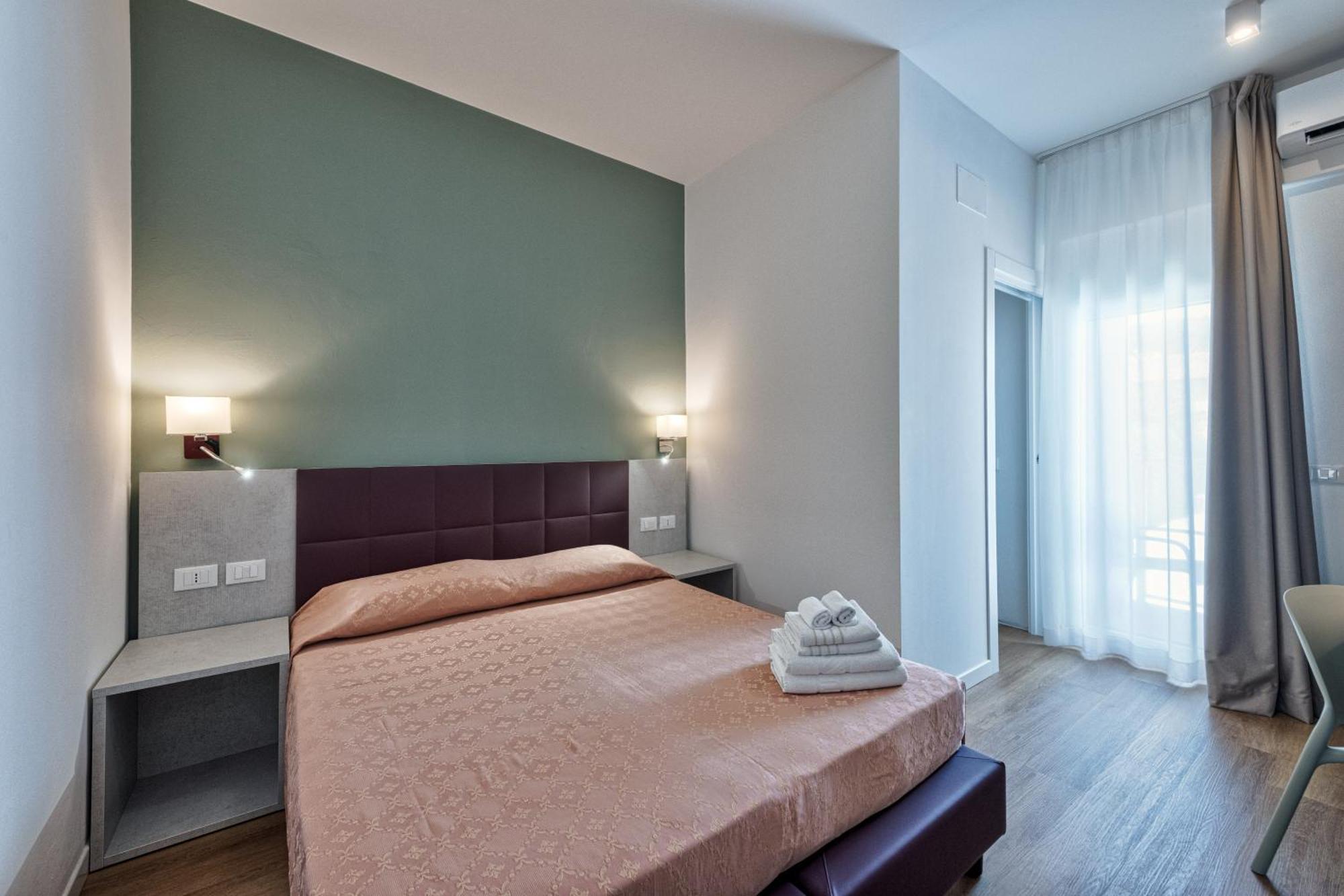 Hotel Al ponte Lignano Sabbiadoro Buitenkant foto