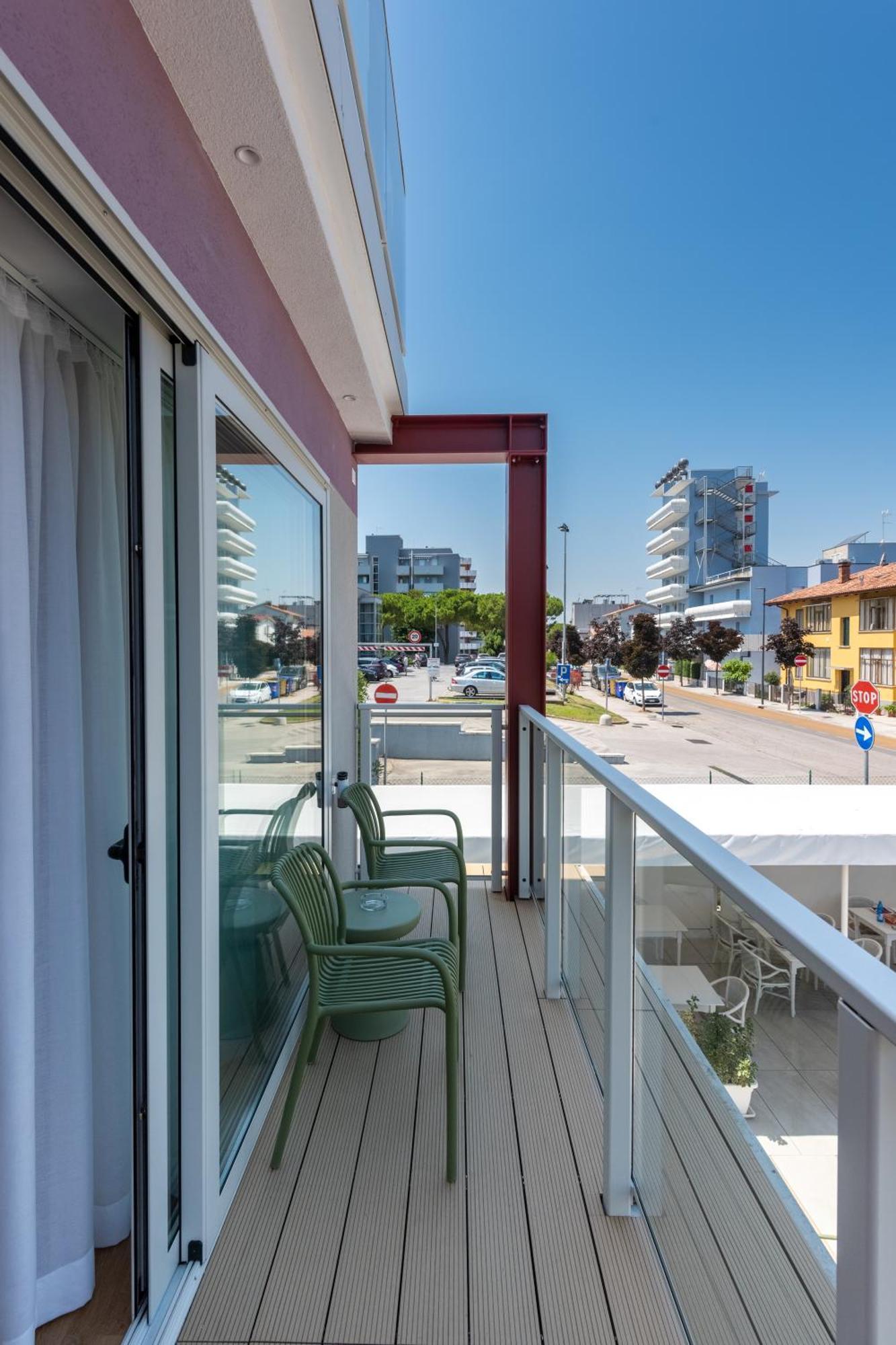 Hotel Al ponte Lignano Sabbiadoro Buitenkant foto