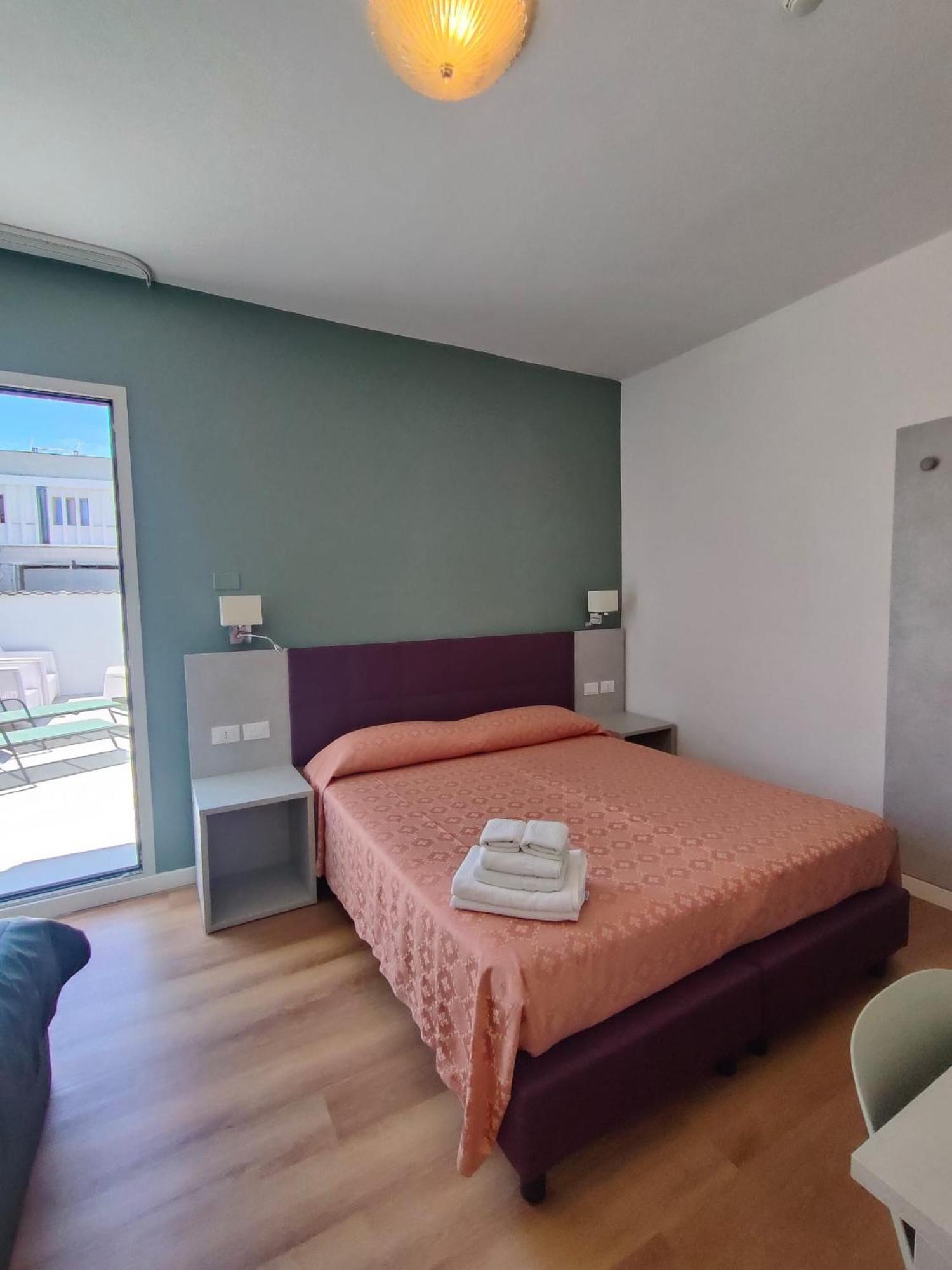 Hotel Al ponte Lignano Sabbiadoro Buitenkant foto